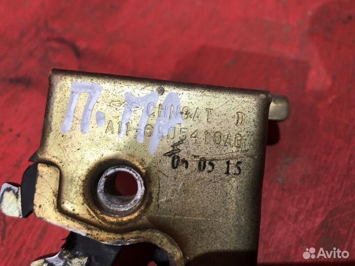 Чери Амулет замок двери передней правой