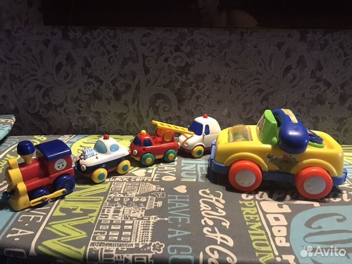 Игрушки паровозик