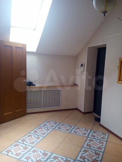 4-к. квартира, 172 м², 5/5 эт.