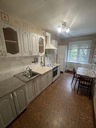 4-к. квартира, 78 м², 2/5 эт.