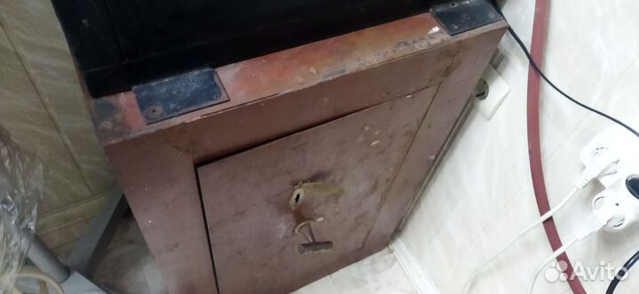 Сейф металлический бу