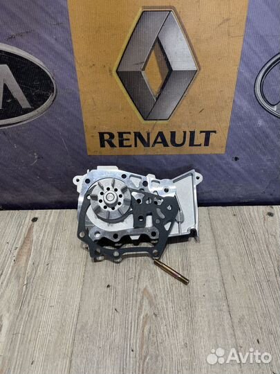 Помпа водяной насос Renault logan