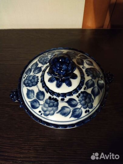 Сахарница,сухарница,конфетница гжель