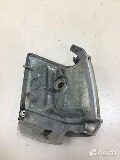 Указатель поворота передний левый Toyota Camry