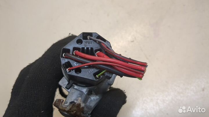 Замок зажигания Skoda Fabia, 2010