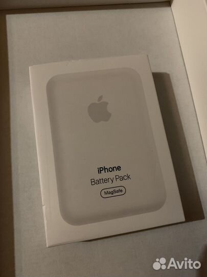 Павербанк apple