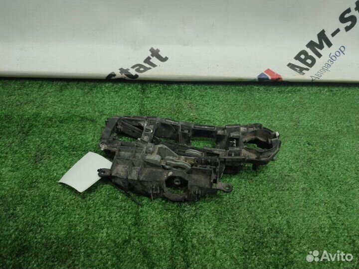 Кронштейн ручки двери левый Bmw 530I F10 N52B30A