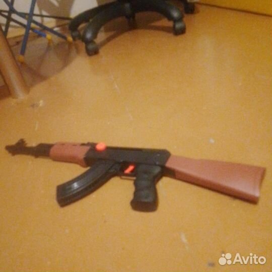 Игрушечный автомат