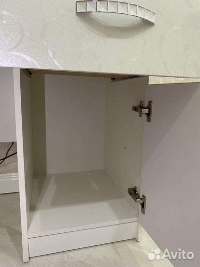 Компьютерный стол новый и компьютер б/у