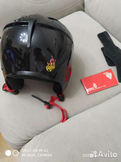 Шлем горнолыжный детский
