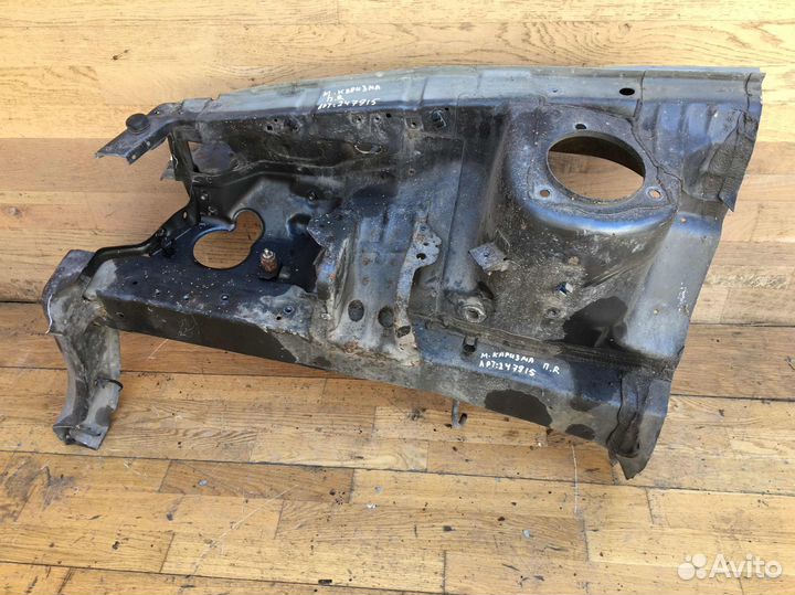 Лонжерон передний правый Mitsubishi Carisma