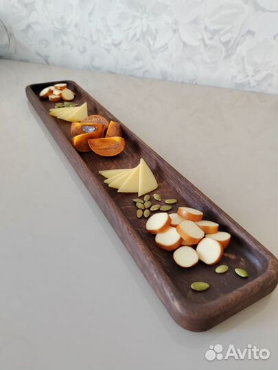 Поднос из массива дуба