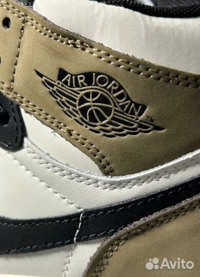 Кроссовки Air Jordan 1 Mocha с мехом