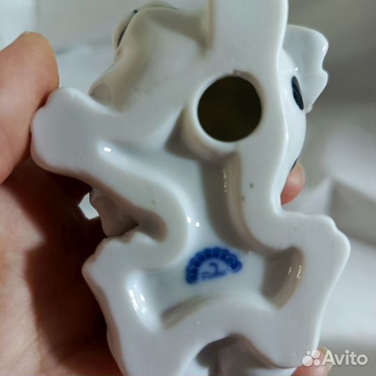 Рavone собачка фарфор