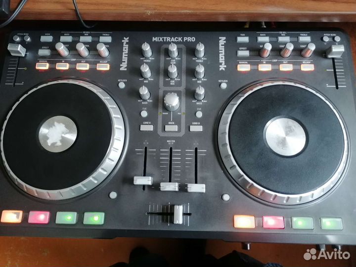 Dj контролёр numark mixtrack