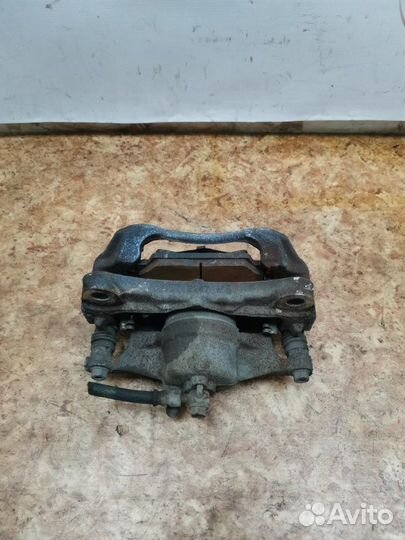 Суппорт тормозной передний правый Mazda 3 хетчбэк