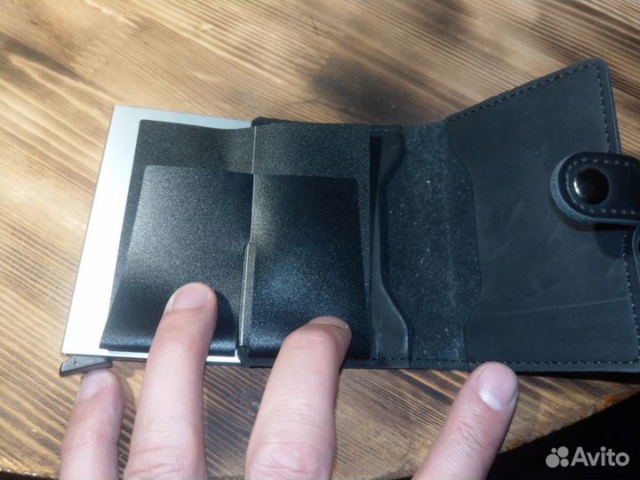 Кардхолдер