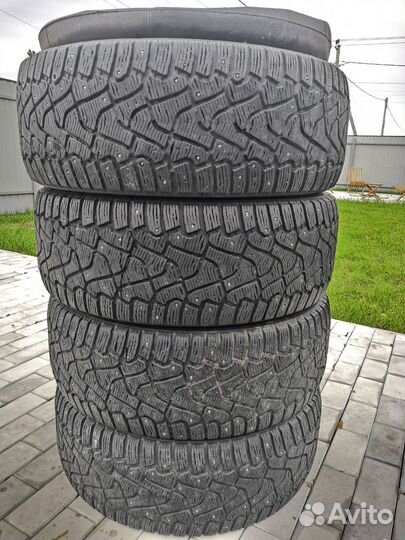 Pirelli Ice Zero 265/65 R17