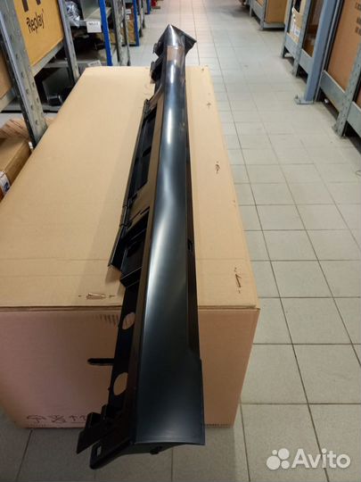 Молдинг порога правый Lexus ES 2018