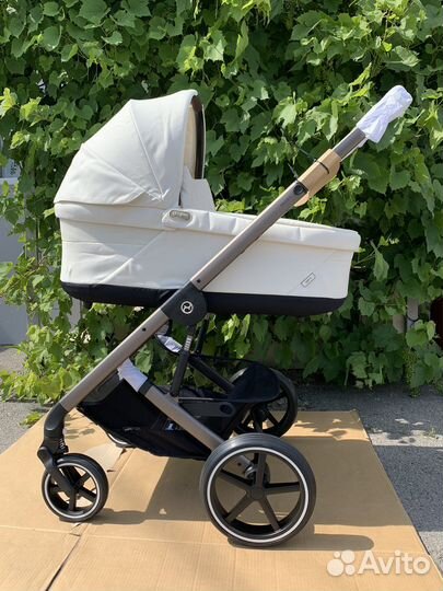 Коляска Cybex Balios 2023 seashels beige