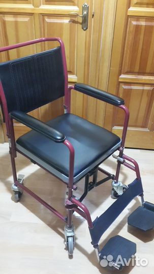 Кресло коляска для инвалидов