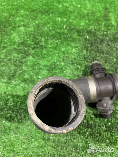 Патрубок радиатора Bmw 5 F10 N20B20B 2012