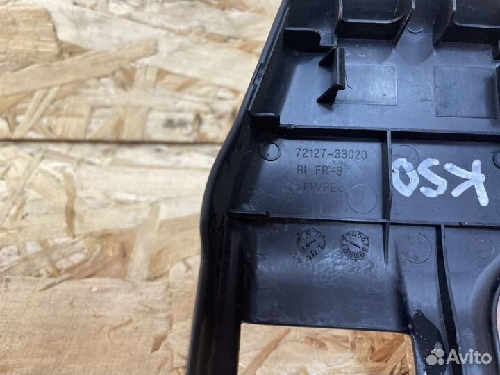 Заглушка крепления сиденья Toyota Camry 50