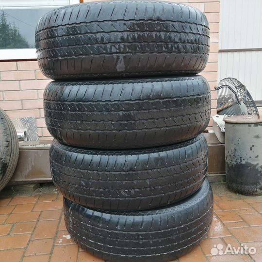Bridgestone Dueler H/T 260/65 R18