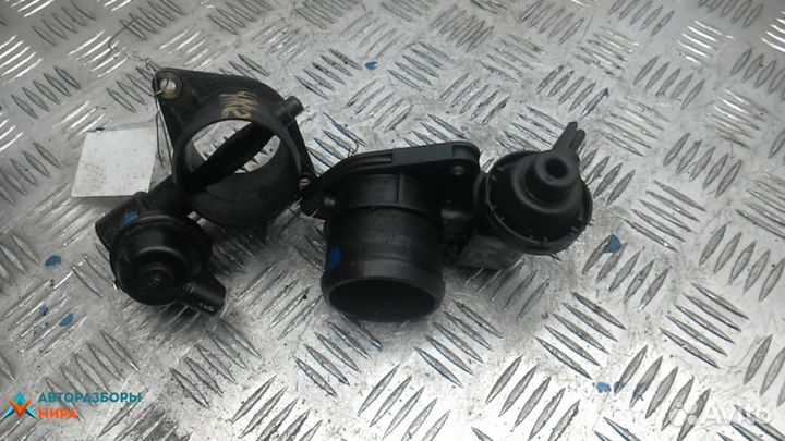 Заслонка дроссельная Peugeot 607 2004