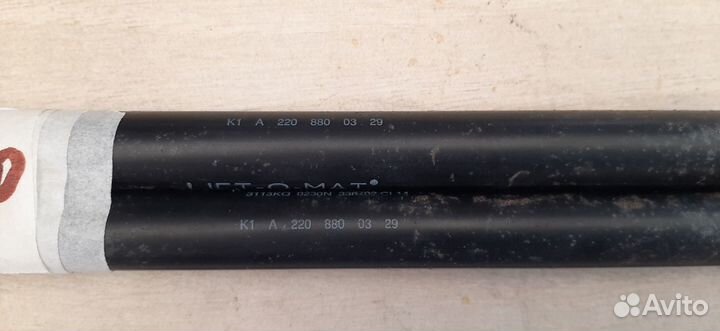 Амортизатор капота Mercedes S-Class W220