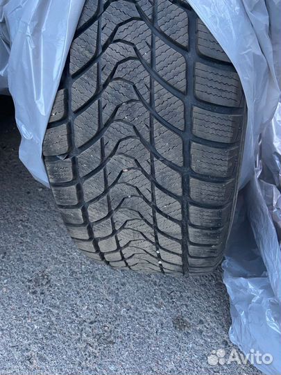 Delinte WD1 235/50 R18 100H