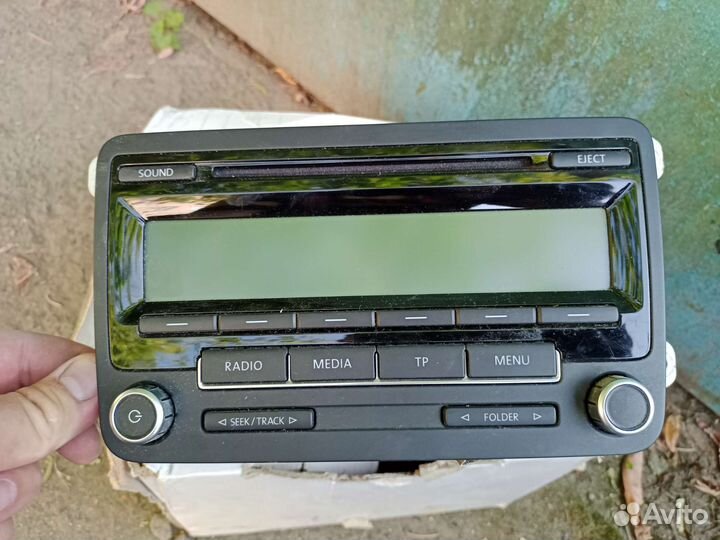 Магнитола на volkswagen jetta