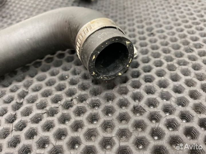 Патрубки охлаждения Mercedes-Benz V-Class W638