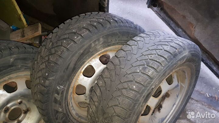 Nordman Nordman 4 215/65 R16
