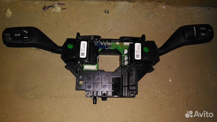 Подрулевой переключатель Ford Mondeo 4