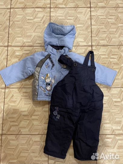 Коробка с детскими вещами