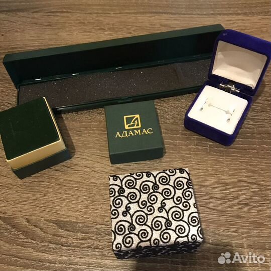 Коробочки для украшений