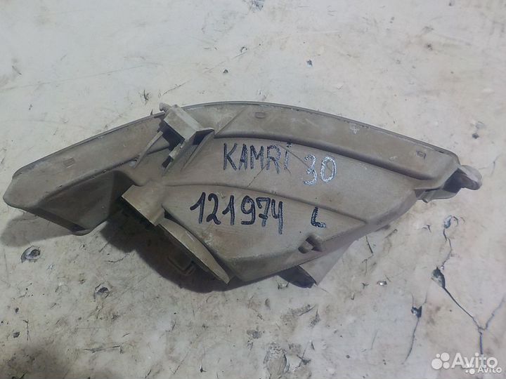 Фара противотуманная toyota camry 30