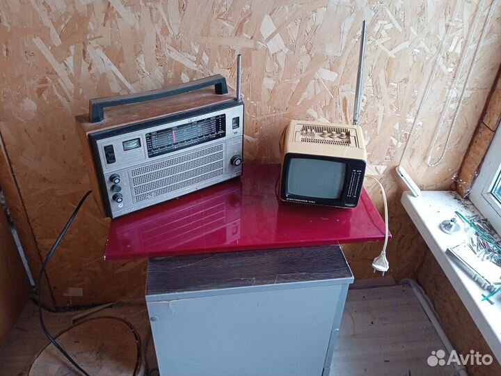 Телевизор Электроника 409Д,радиоприёмник