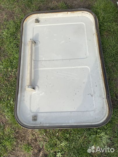 Люк на крышу