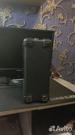 Гитарный комбоусилитель