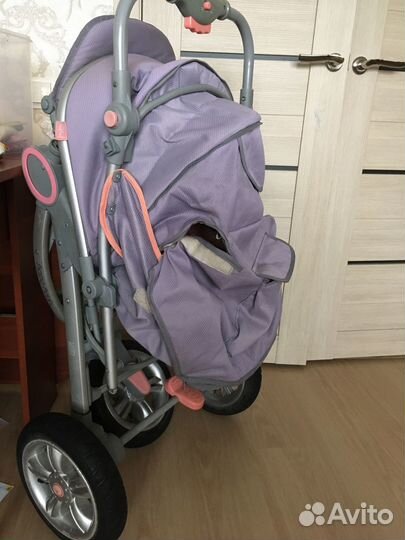 Прогулочная коляска