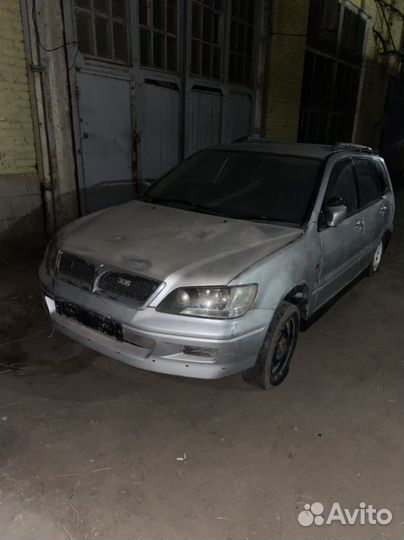 В полном разборе Mitsubishi Lancer Cedia