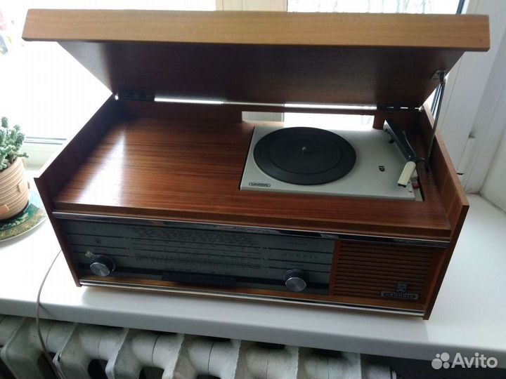 Радиоприемник Радиола grundig