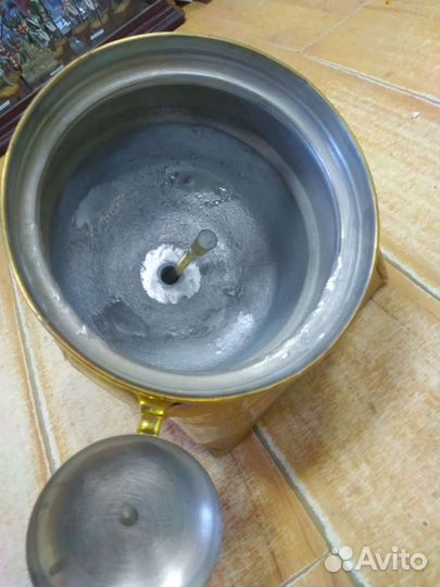 Старинный рукомойник