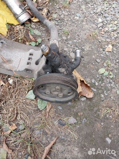 Насос гура Skoda Octavia A4