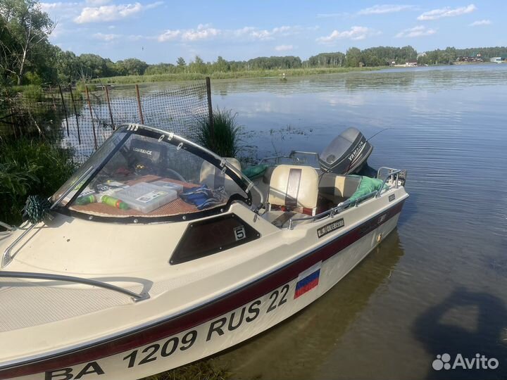 Продам лодку Yamaha fish 15