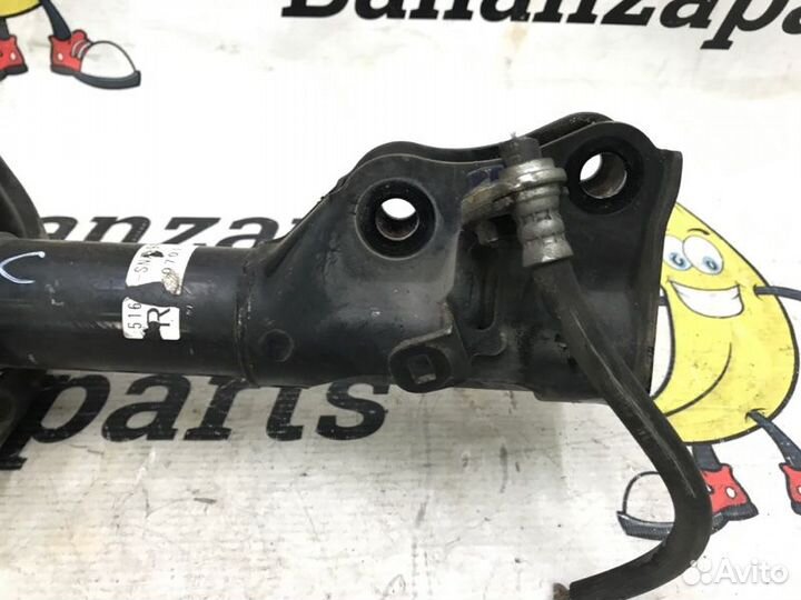 Стойка подвески передняя правая Honda Civic 4D