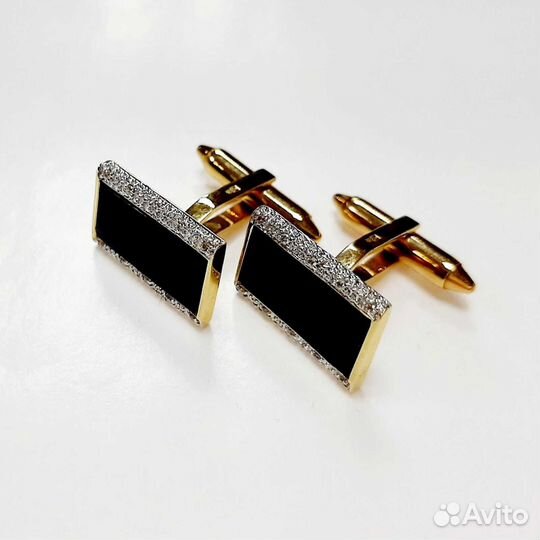 Золотые запонки с бриллиантами