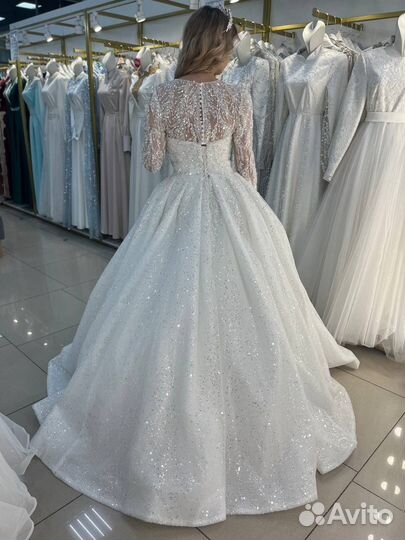 Платье свадебное